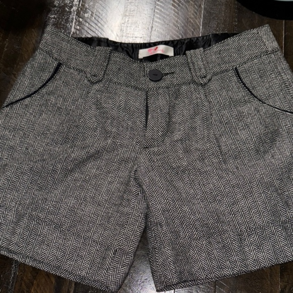 Women's Herringbone Gray Shorts
